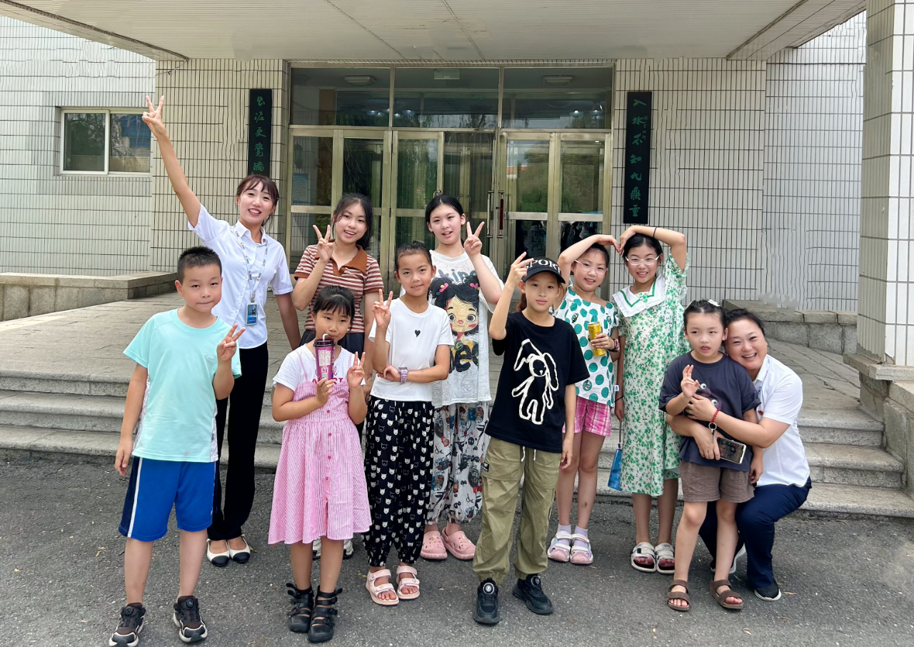 365英国上市集团、温泉集团、公服集团2024年暑期爱心托管班圆满结束